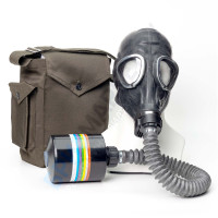 Противогаз фильтрующий «БРИЗ®-3301(ППФ)» A2B2E2K2SX(CO)NOP3 R D с шлем-маской ШМП класс 1, категория 2 и с соединительной трубкой (гофротрубкой)